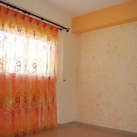 House With 2 Bedrooms In Heraklion, With Wonderful Sea View, Pool Acce